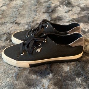 Creative Reaction Men’s Black Canvas Sneakers